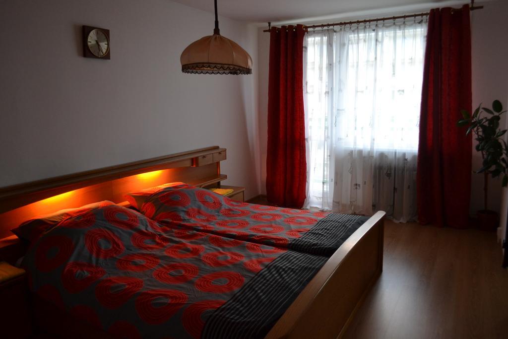 Apartment Alejni Теплице Екстериор снимка