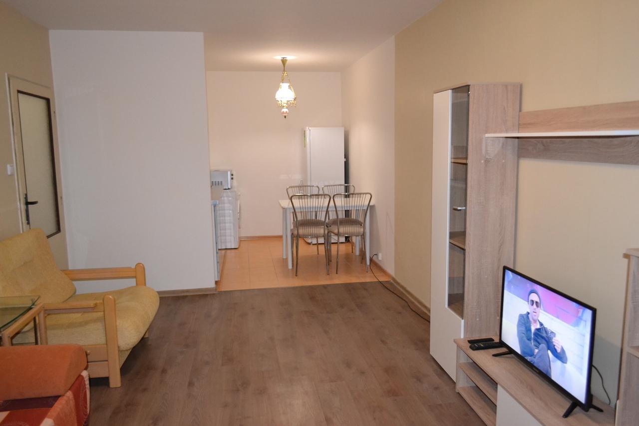 Apartment Alejni Теплице Екстериор снимка