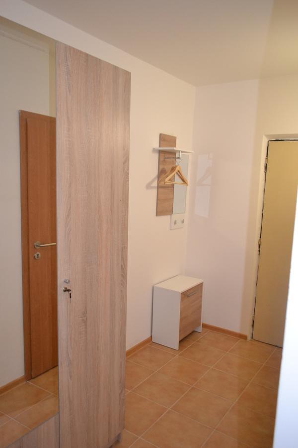Apartment Alejni Теплице Екстериор снимка