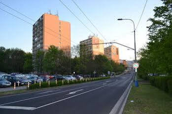 Apartment Alejni Теплице Екстериор снимка
